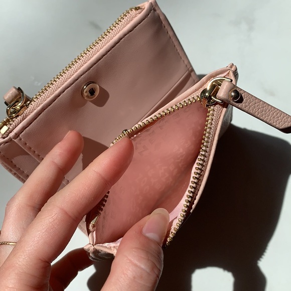 Kate Spade Pink Wallet - Picture 6 of 8